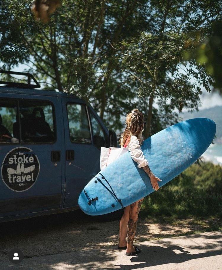 Surf Camp San Sebastian Partyhostel Айя Экстерьер фото