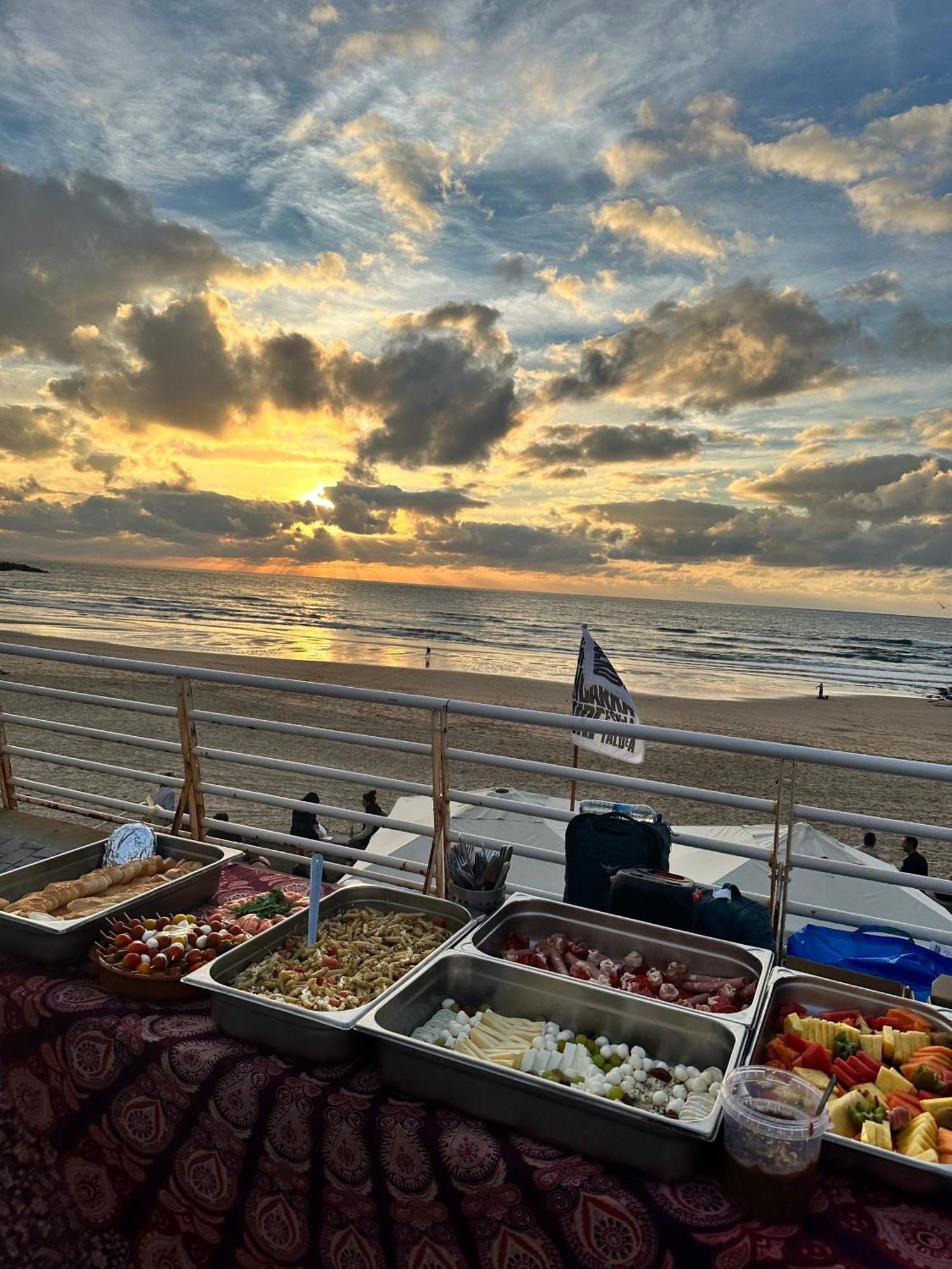 Surf Camp San Sebastian Partyhostel Айя Экстерьер фото